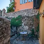 Byron Traditional نافبليو