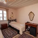 Byron Traditional فندق نافبليو