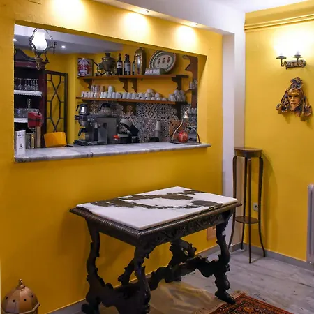 Byron Traditional 2* Ναύπλιο