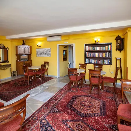 Byron Traditional 2* Návplio