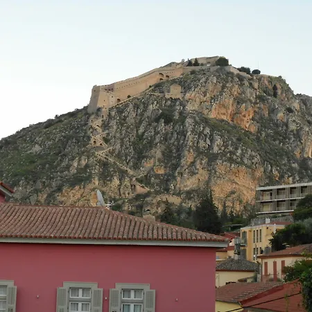 Byron Ξενοδοχείο