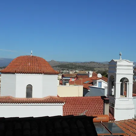 Byron Traditional Hotel