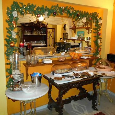 Byron Traditional Hotel