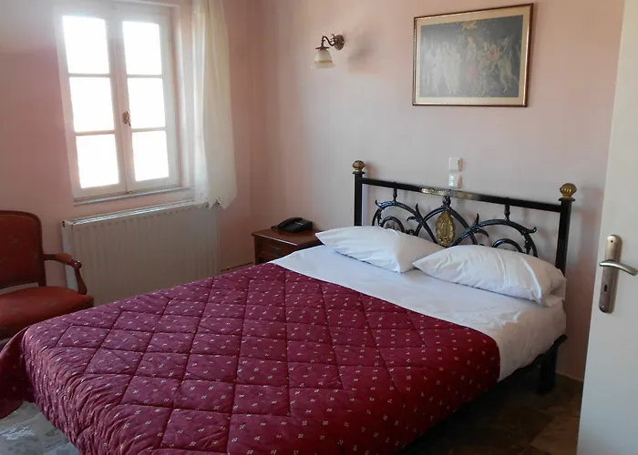 Byron Traditional Hotel 2*