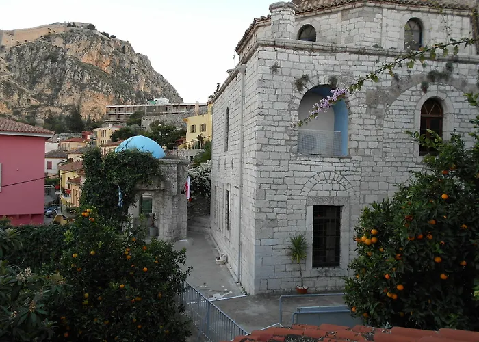 Byron Traditional 2*